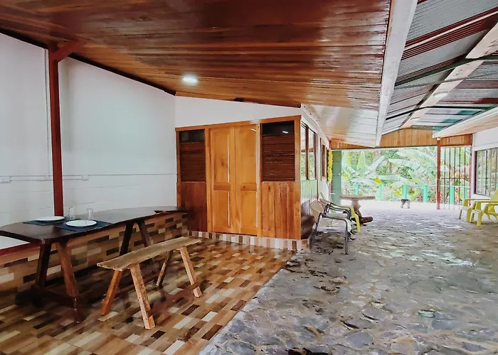 Habitación en casa particular Grand Luna - Monteverde *